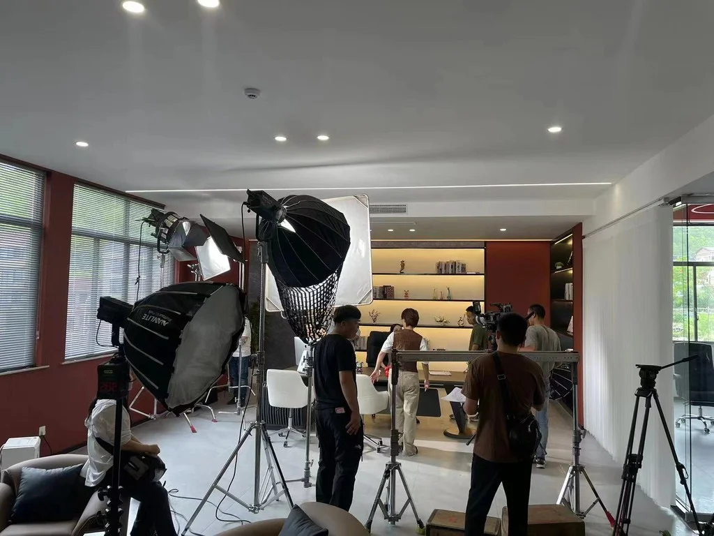 17c.com原创都市情感短剧拍摄现场